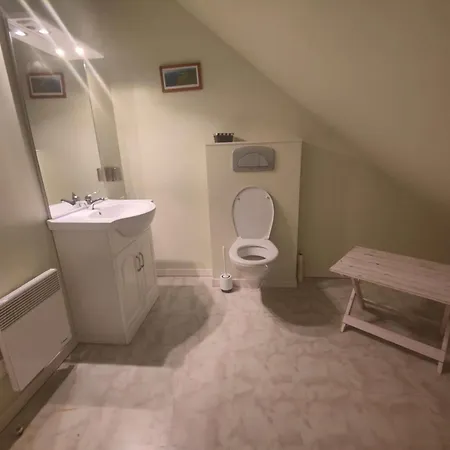 6 Personnes Villedieu-les-Poëles