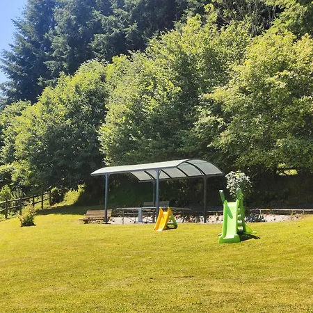 Holiday home 6 Personnes